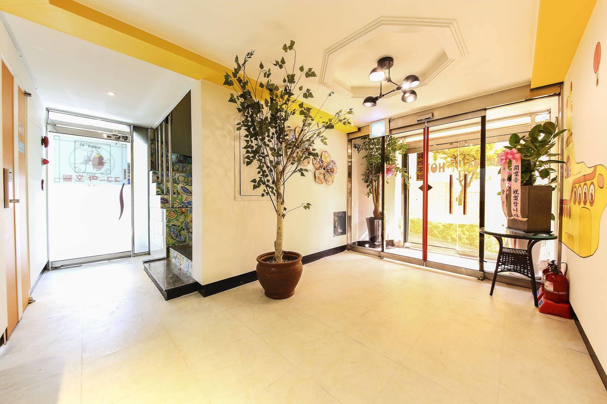 Hotel Goguma Shinchon Seoul Luaran gambar